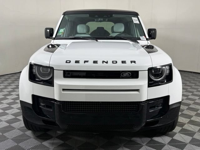 New 2026 Land Rover Defender 110 V8 AWD/4WD image 10