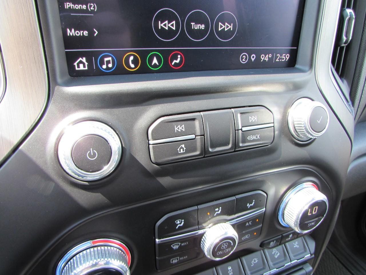 Used 2023 GMC Sierra 3500 Denali w/ Denali Black Diamond Edition AWD/4WD image 30