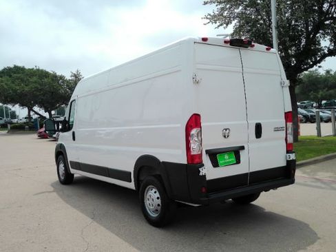 Used 2023 RAM ProMaster 2500 FWD image 16