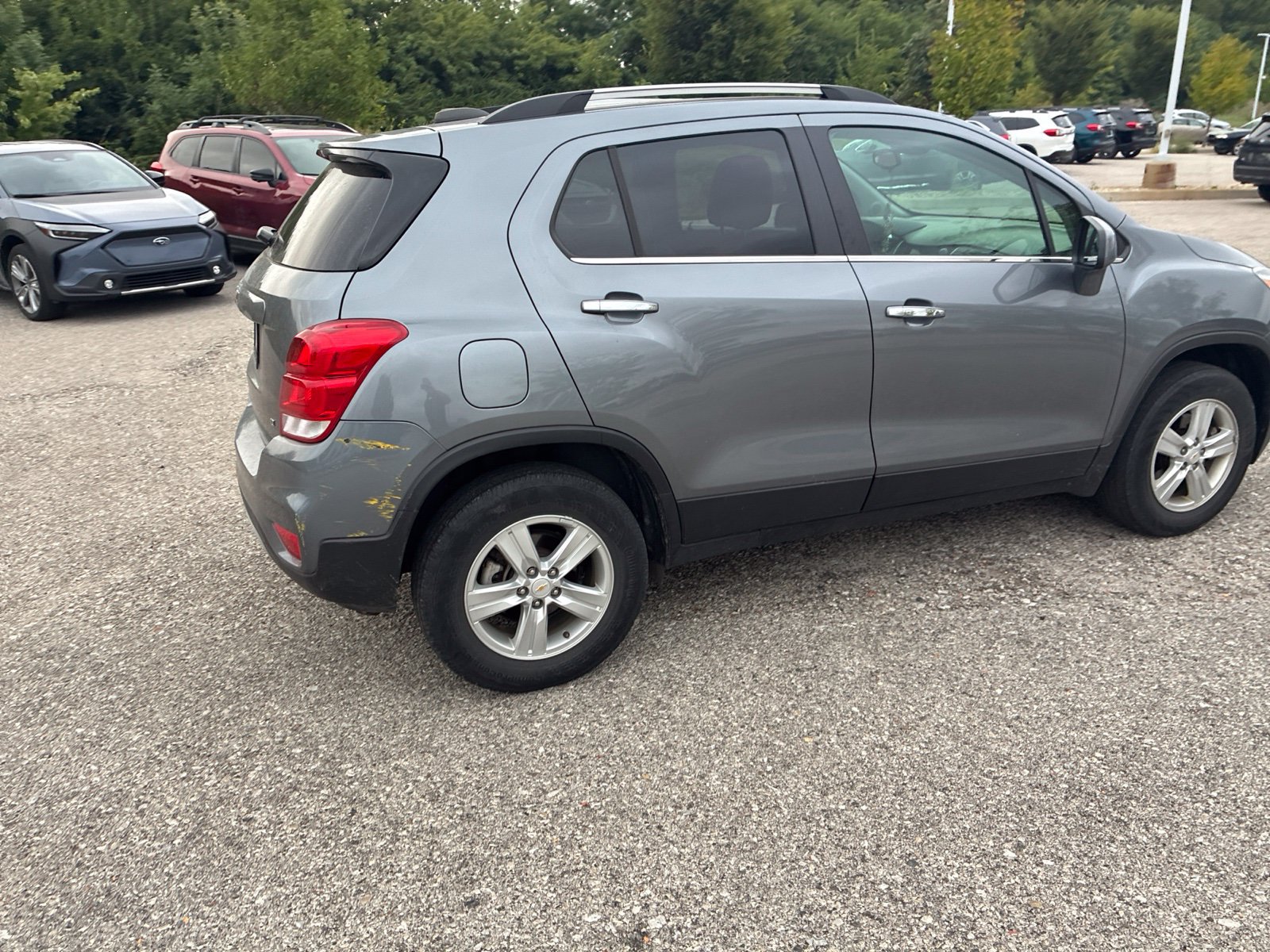Used 2019 Chevrolet Trax LT w/ LT Convenience Package AWD/4WD image 14