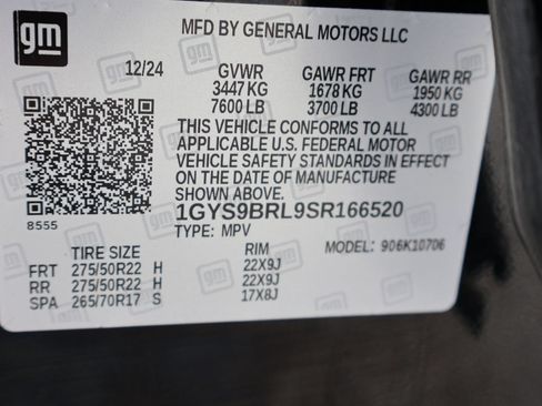Certified 2025 Cadillac Escalade Premium Luxury AWD/4WD image 29