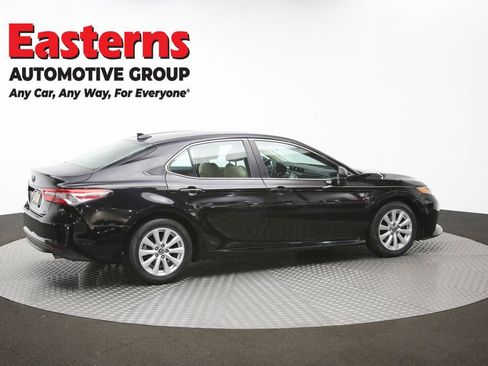 Used 2019 Toyota Camry LE FWD image 44