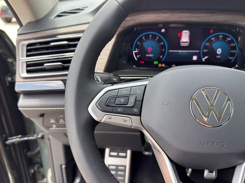 New 2026 Volkswagen Atlas SEL Premium R-Line AWD/4WD image 17