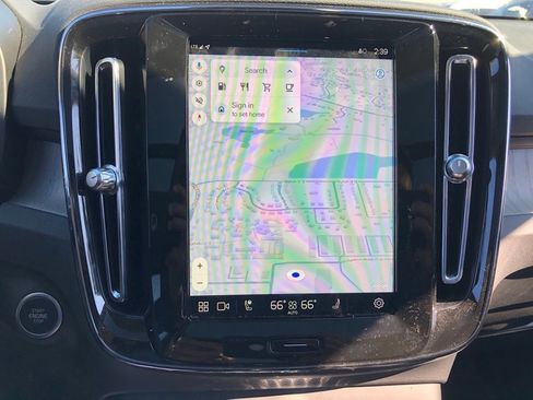 Used 2023 Volvo XC40 B5 Plus w/ Driver Assist Package image 26