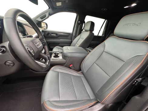 Certified 2025 GMC Yukon AT4 AWD/4WD image 10