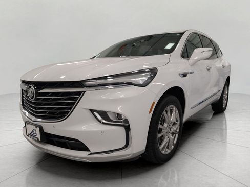 Used 2023 Buick Enclave Essence w/ Experience Buick Package AWD/4WD image 13