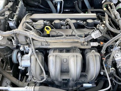 Used 2013 Ford Fusion SE FWD image 31