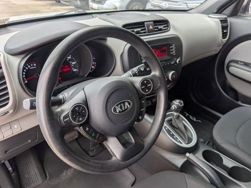 Used 2014 Kia Soul image 9