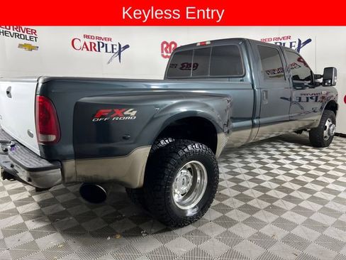 Used 2006 Ford F350 Lariat image 8