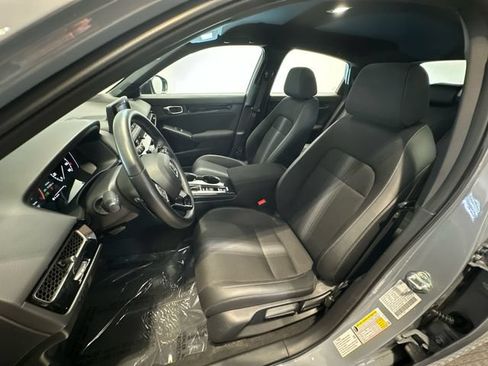 Used 2025 Honda Civic Sport image 13