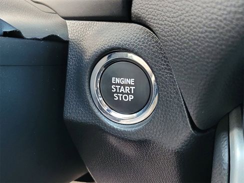 Used 2024 Toyota RAV4 XLE image 31