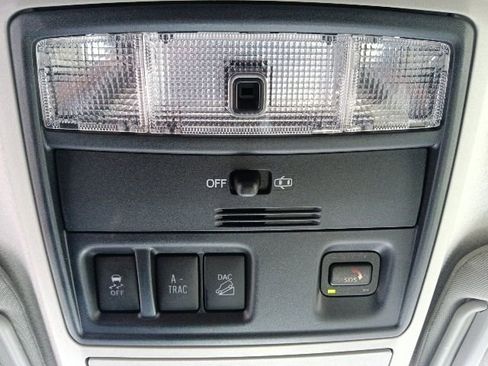 Used 2024 Toyota 4Runner SR5 AWD/4WD image 25