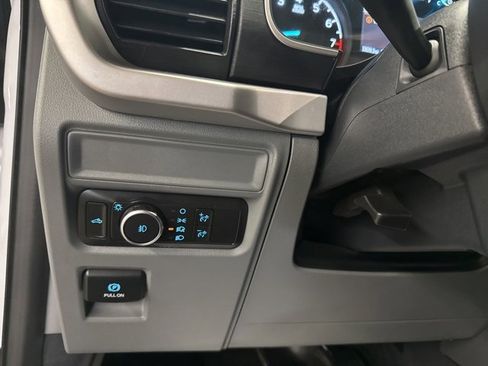 Used 2022 Ford F150 XLT image 19