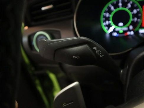 Used 2020 Ford Mustang Shelby GT500 w/ Technology Package image 13