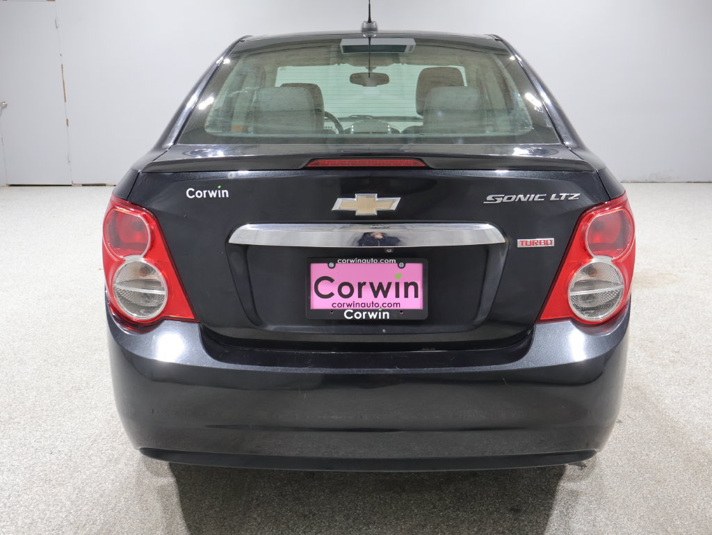 Used 2015 Chevrolet Sonic LTZ FWD image 3