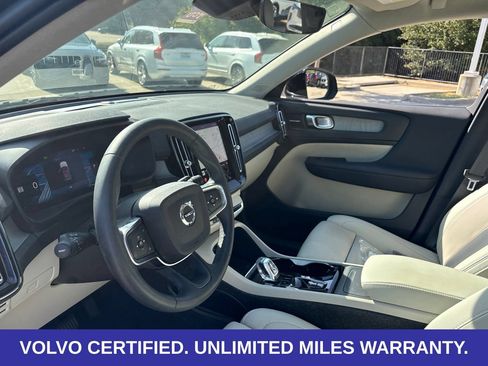 Used 2024 Volvo XC40 B5 Ultimate AWD/4WD image 19