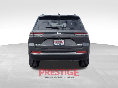 New 2026 Jeep Grand Cherokee Limited w/ Luxury Tech Group II AWD/4WD image 6