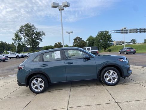 Used 2024 Honda HR-V LX image 13