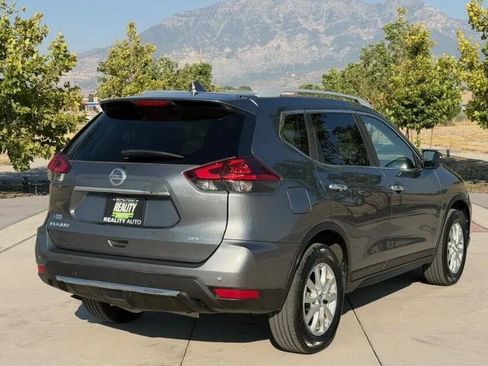 Used 2020 Nissan Rogue SV AWD/4WD image 6