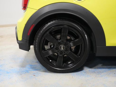 Certified 2023 MINI Cooper S FWD image 31