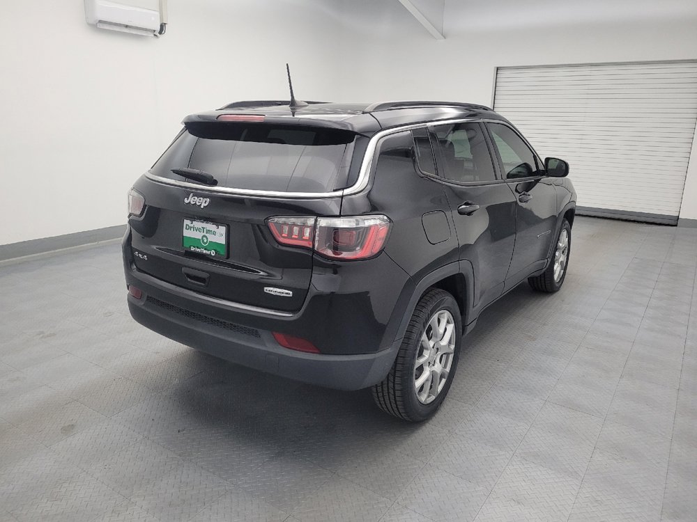 Used 2022 Jeep Compass Latitude w/ Sun and Sound Group AWD/4WD image 9