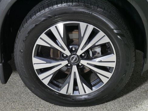 Used 2023 Nissan Rogue SV w/ SV Premium Package AWD/4WD image 15