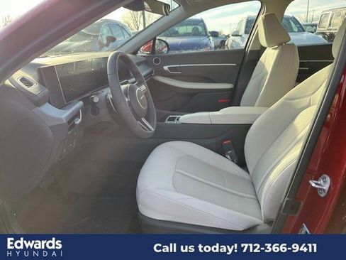 New 2024 Hyundai Sonata SEL w/ Convenience Package image 11