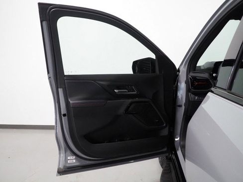 Used 2025 Chevrolet Silverado EV RST image 72