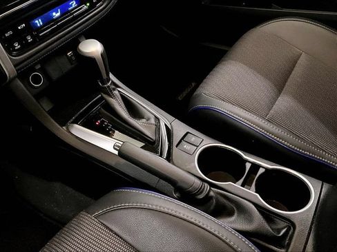 Used 2018 Toyota Corolla SE w/ Body Protection Package FWD image 16