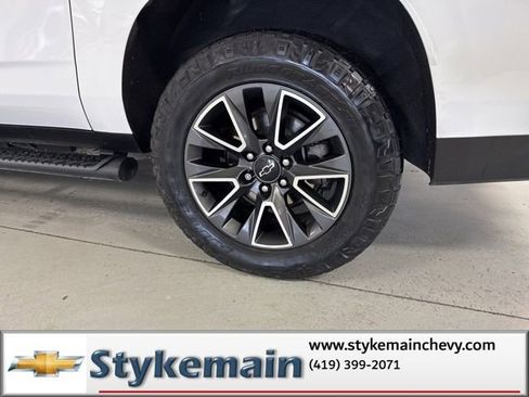 Used 2021 Chevrolet Suburban Z71 image 9