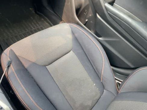 Used 2018 Subaru Crosstrek 2.0i Premium AWD/4WD image 25