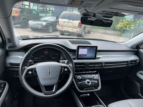 Used 2022 Lincoln Corsair Reserve w/ Equipment Group 201A AWD/4WD image 10