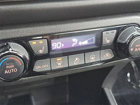 Used 2024 Nissan Kicks SR w/ SR Premium Package image 15