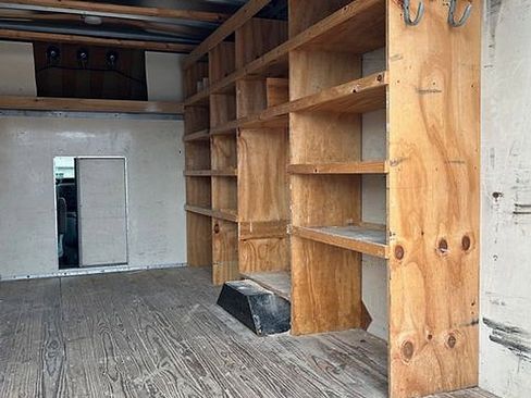 Used 2015 Ford E-350 and Econoline 350 Super Duty w/ Power Windows & Locks Group image 9