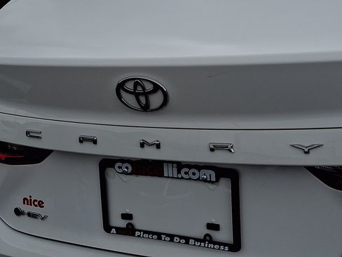 Used 2025 Toyota Camry LE FWD image 30
