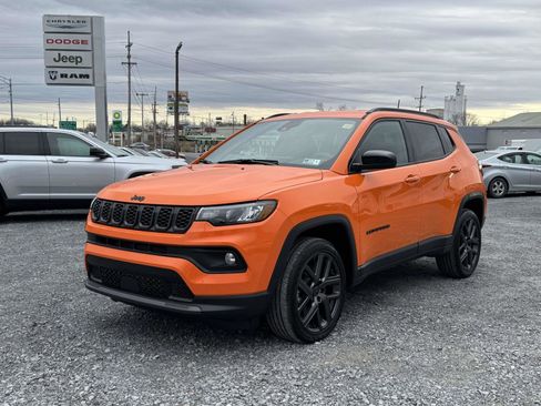 New 2026 Jeep Compass Latitude AWD/4WD image 23