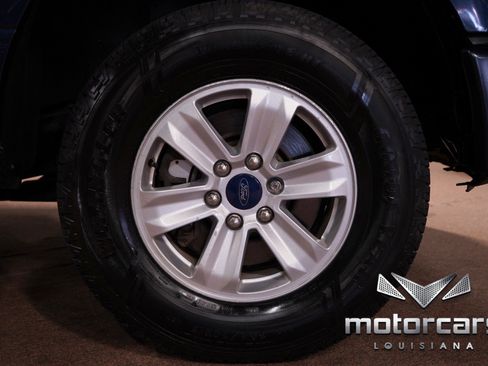 Used 2015 Ford F150 XLT w/ Equipment Group 302A Luxury image 19