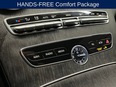 Used 2019 Mercedes-Benz C 300 4MATIC Sedan image 11