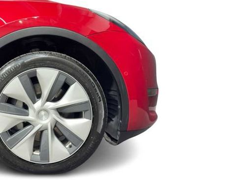 Used 2021 Tesla Model Y Long Range AWD/4WD image 8