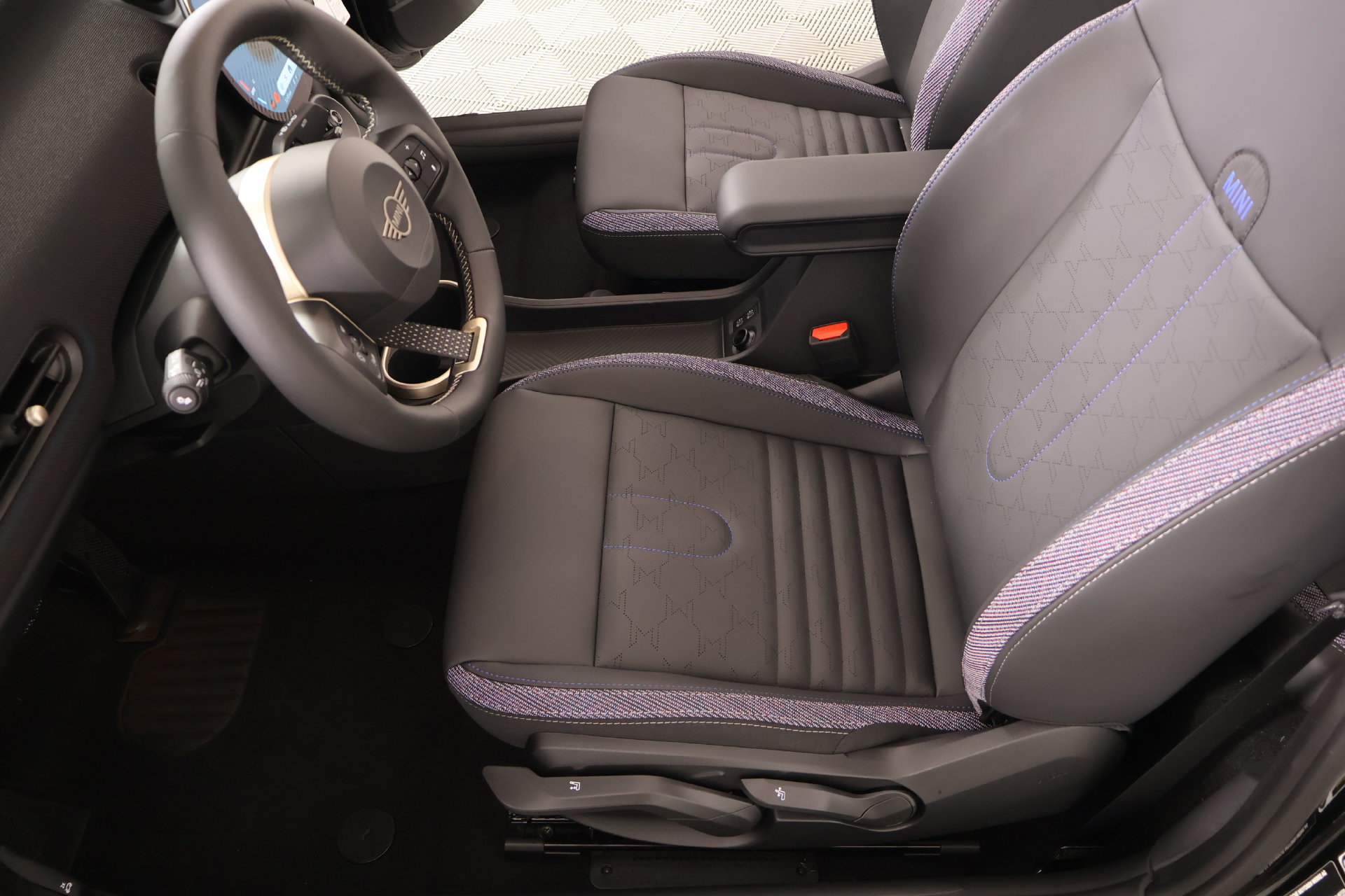New 2026 MINI Cooper S FWD image 11