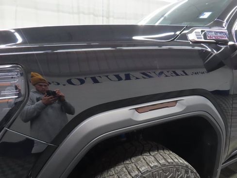 Used 2025 GMC Sierra 2500 AT4X image 53