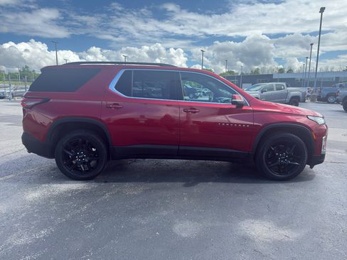 Used 2023 Chevrolet Traverse LT AWD/4WD image 4