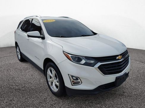 Used 2019 Chevrolet Equinox LT w/ Sun & Navigation Package image 9
