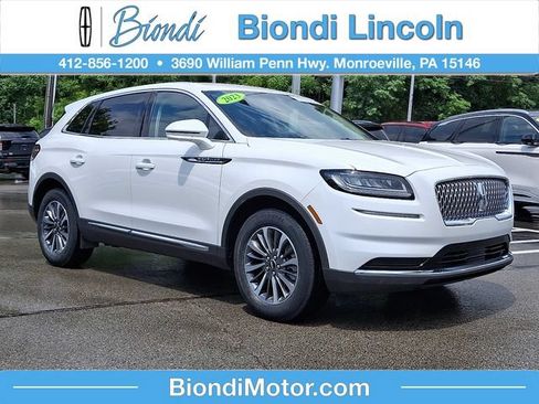 Certified 2023 Lincoln Nautilus AWD w/ Premium Package image 1