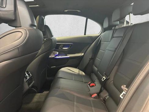 Used 2025 Mercedes-Benz C 300 4MATIC Sedan image 5
