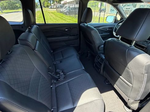 Used 2019 Honda Passport EX-L image 16