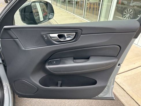 Certified 2025 Volvo XC60 B5 Plus image 14