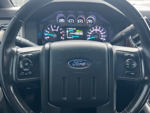 Used 2014 Ford F250 Lariat w/ Lariat Interior Package image 20