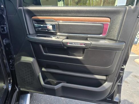 Used 2016 RAM 3500 Laramie image 18