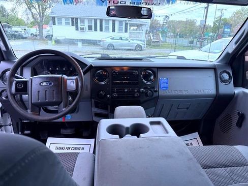 Used 2013 Ford F250 XL w/ Skid Plate Pkg image 15